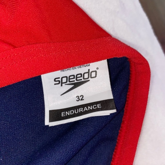 Speedo Gaurd Swim Suit - Picture 3 of 3